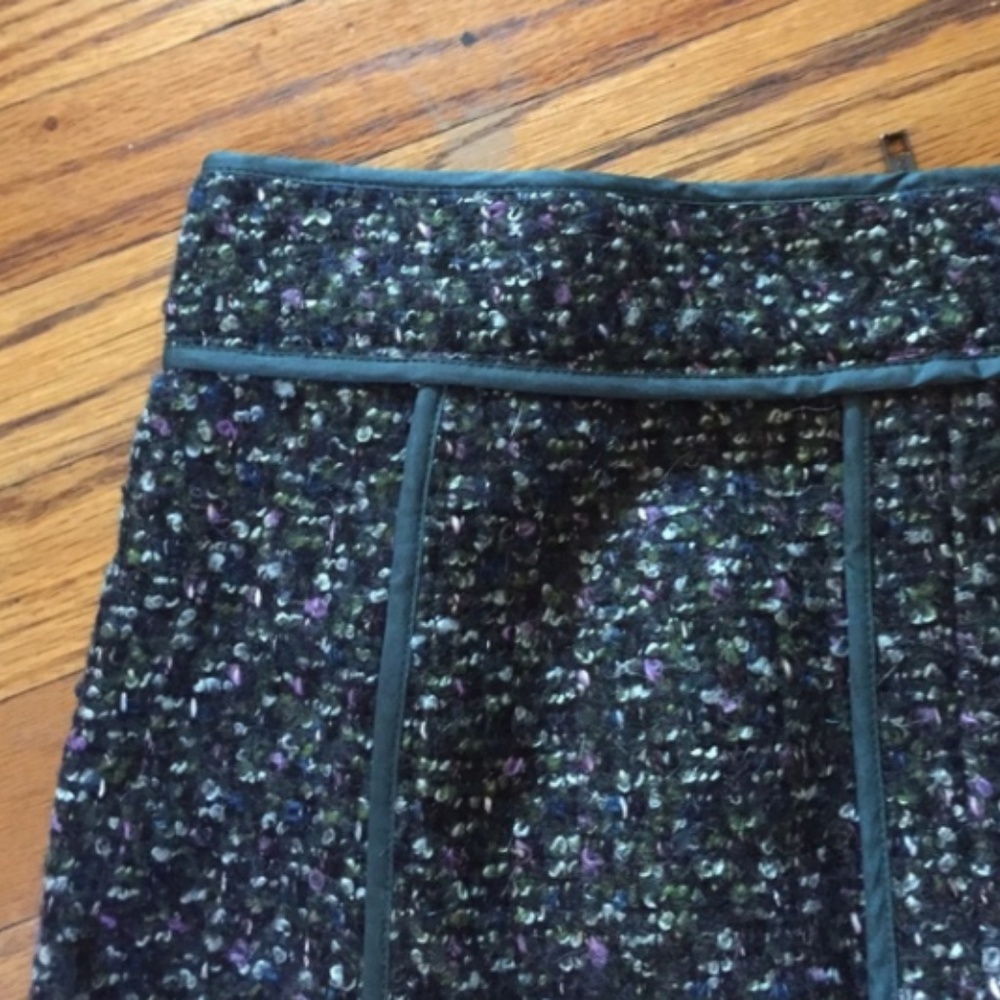J. Crew Moss Green tweed mini skirt - Picture 3 of 4